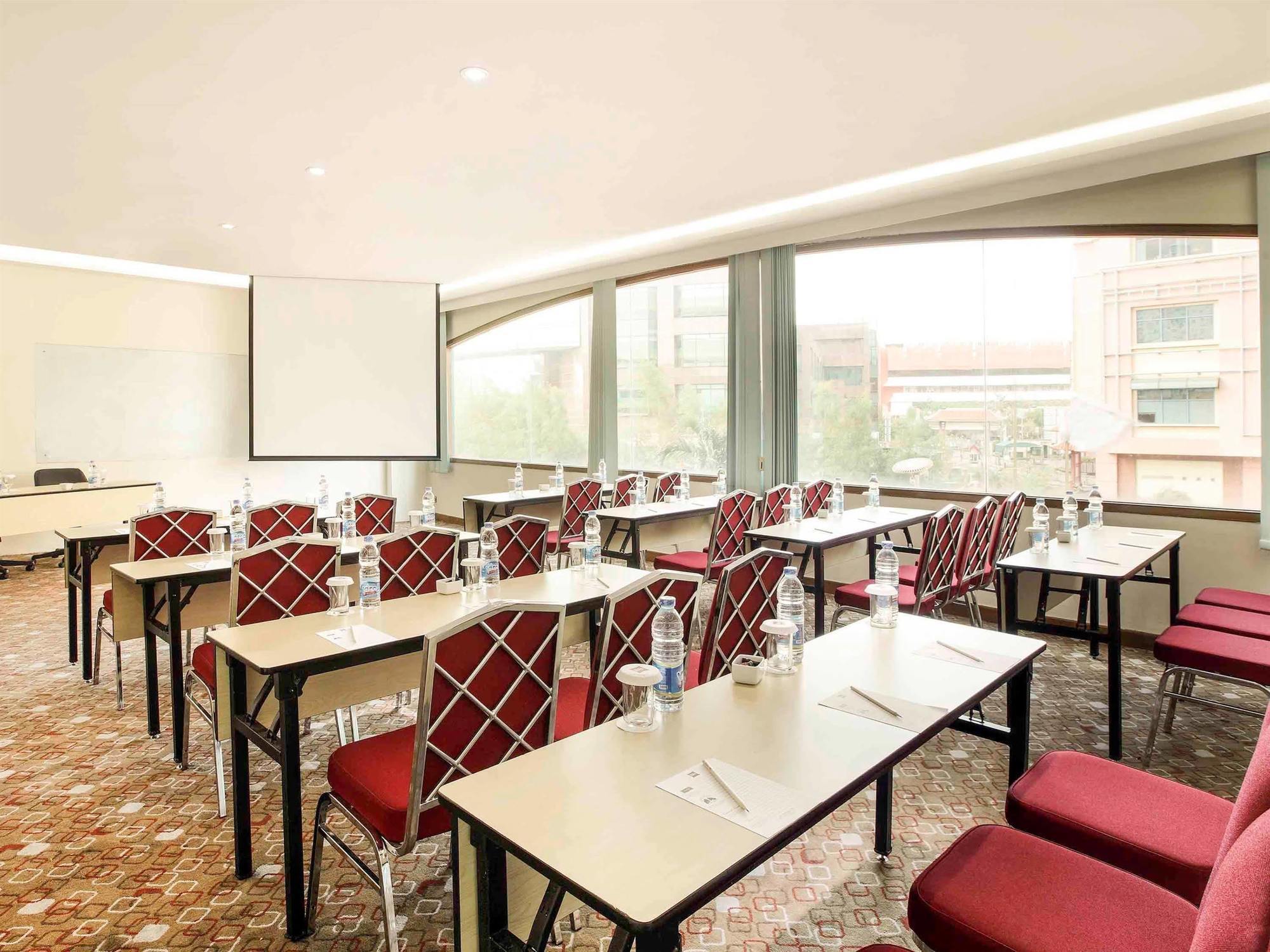 Ibis Mangga Dua Hotel Jakarta Exterior foto