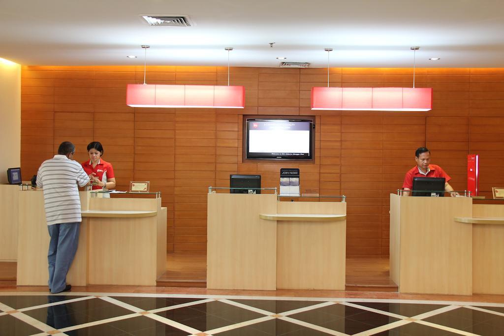 Ibis Mangga Dua Hotel Jakarta Exterior foto